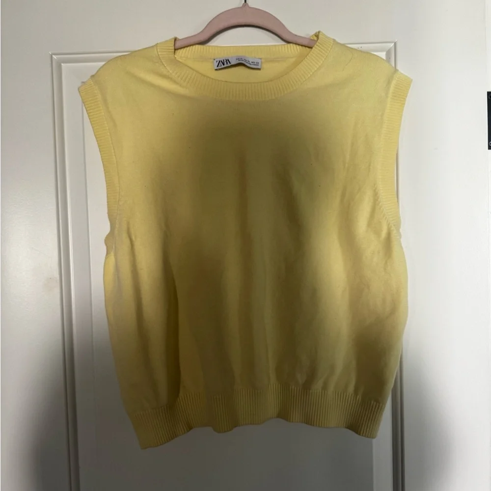 Zara Light Yellow Knit Top - Picture 1 of 3